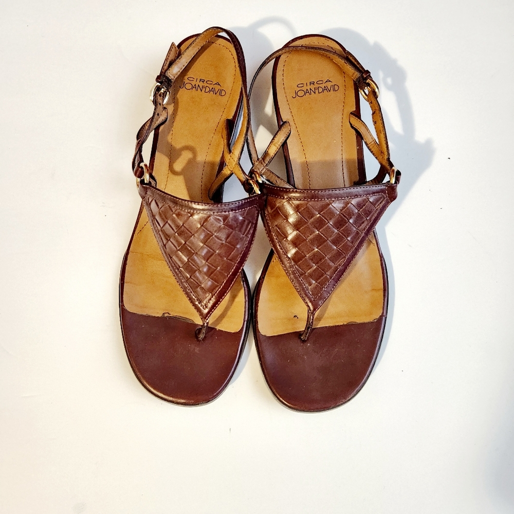 Joan & David Woven Thong Sandal Sz 7